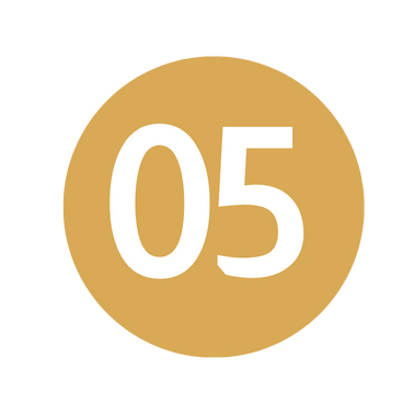 اللعب والمواسم: تحديات, سحوبات، جوائز، و"درع عائد" التذكاري.